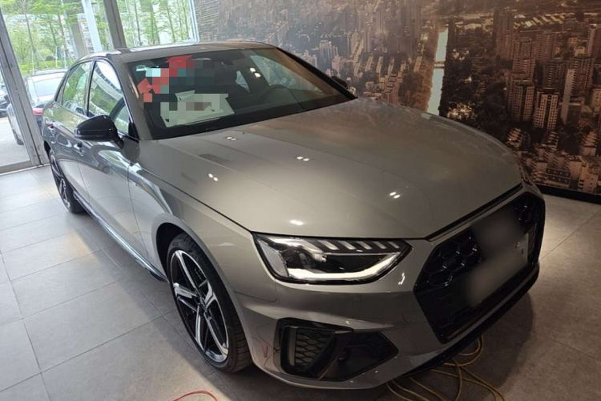 Used Audi A4L 2024 40 TFSI Luxury Dynamic Edition Front Right 45 Deg