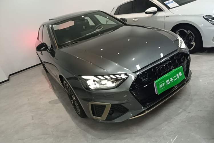 Used Audi A4L 2024 40 TFSI quattro RS Performance Package Front Right 45 Deg