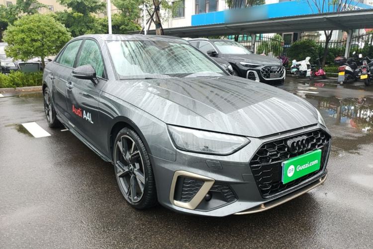 Used Audi A4L 2024 40 TFSI quattro RS Performance Package Front Right 45 Deg