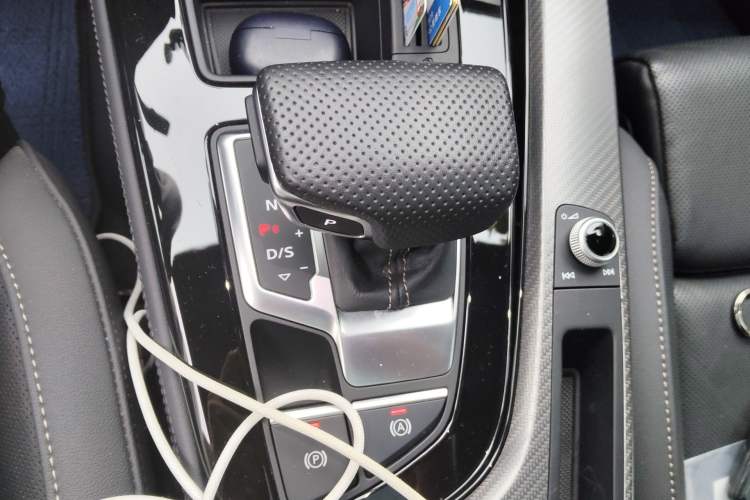 Used Audi A4L 2024 40 TFSI quattro RS Performance Package Gear Lever