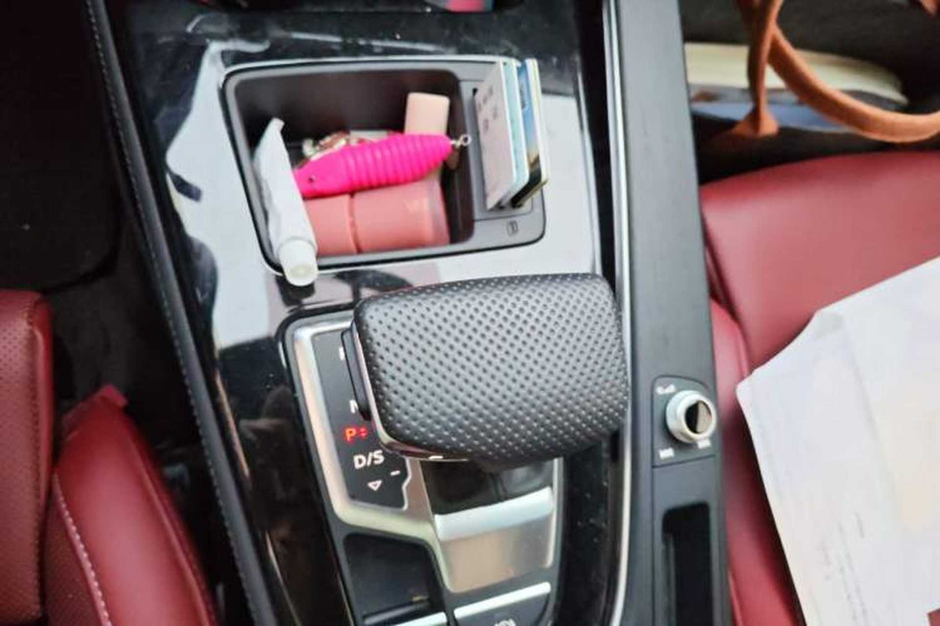 Used Audi A4L 2024 40 TFSI Luxury Dynamic Edition Gear Lever
