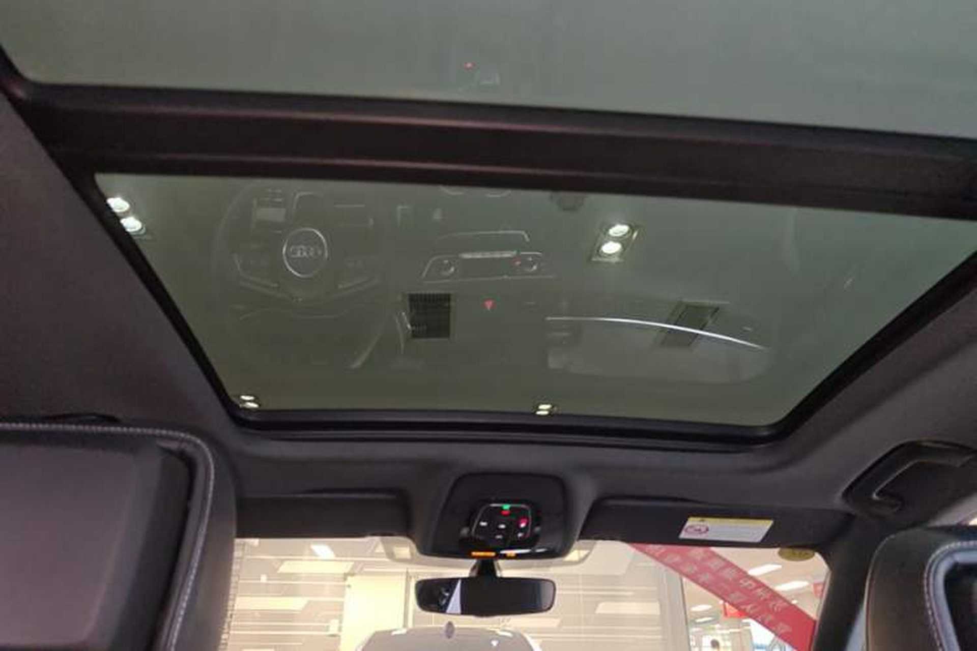 Used Audi A4L 2024 40 TFSI Luxury Dynamic Edition Headliner