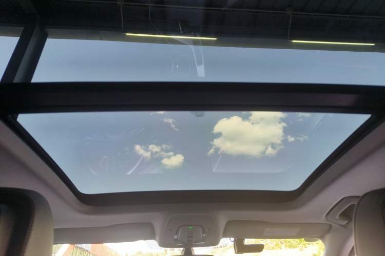 Used Audi A4L 2024 40 TFSI Fashion Dynamic Model Headliner