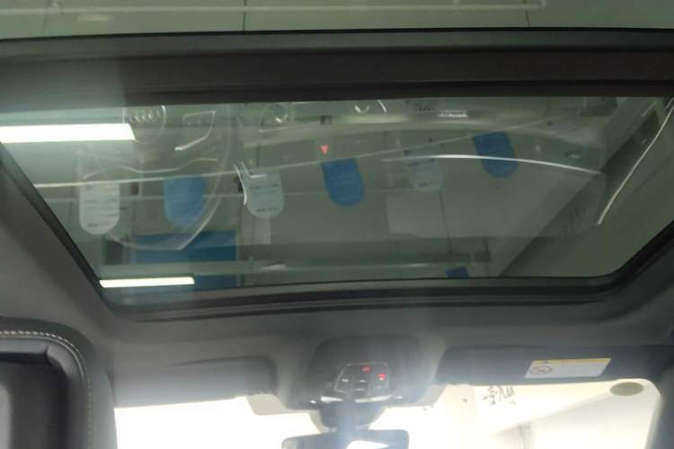 Used Audi A4L 2024 40 TFSI quattro RS Performance Package Headliner