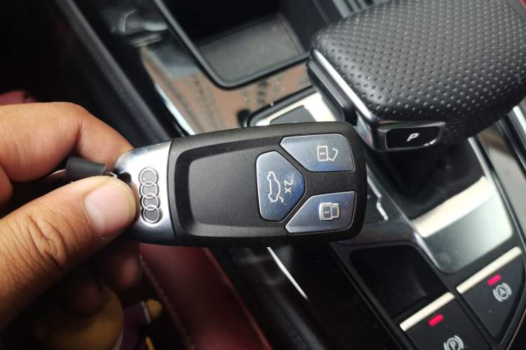 Used Audi A4L 2024 40 TFSI Luxury Dynamic Edition Interior 1