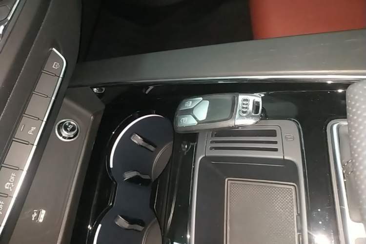 Used Audi A4L 2024 40 TFSI Luxury Dynamic Edition Interior 1