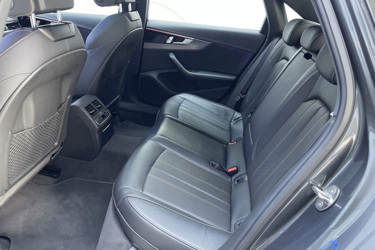 Used Audi A4L 2024 40 TFSI quattro RS Performance Package Interior 2