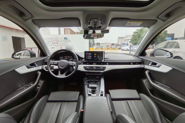 Used Audi A4L 2024 40 TFSI Fashion Dynamic Model Interior 2