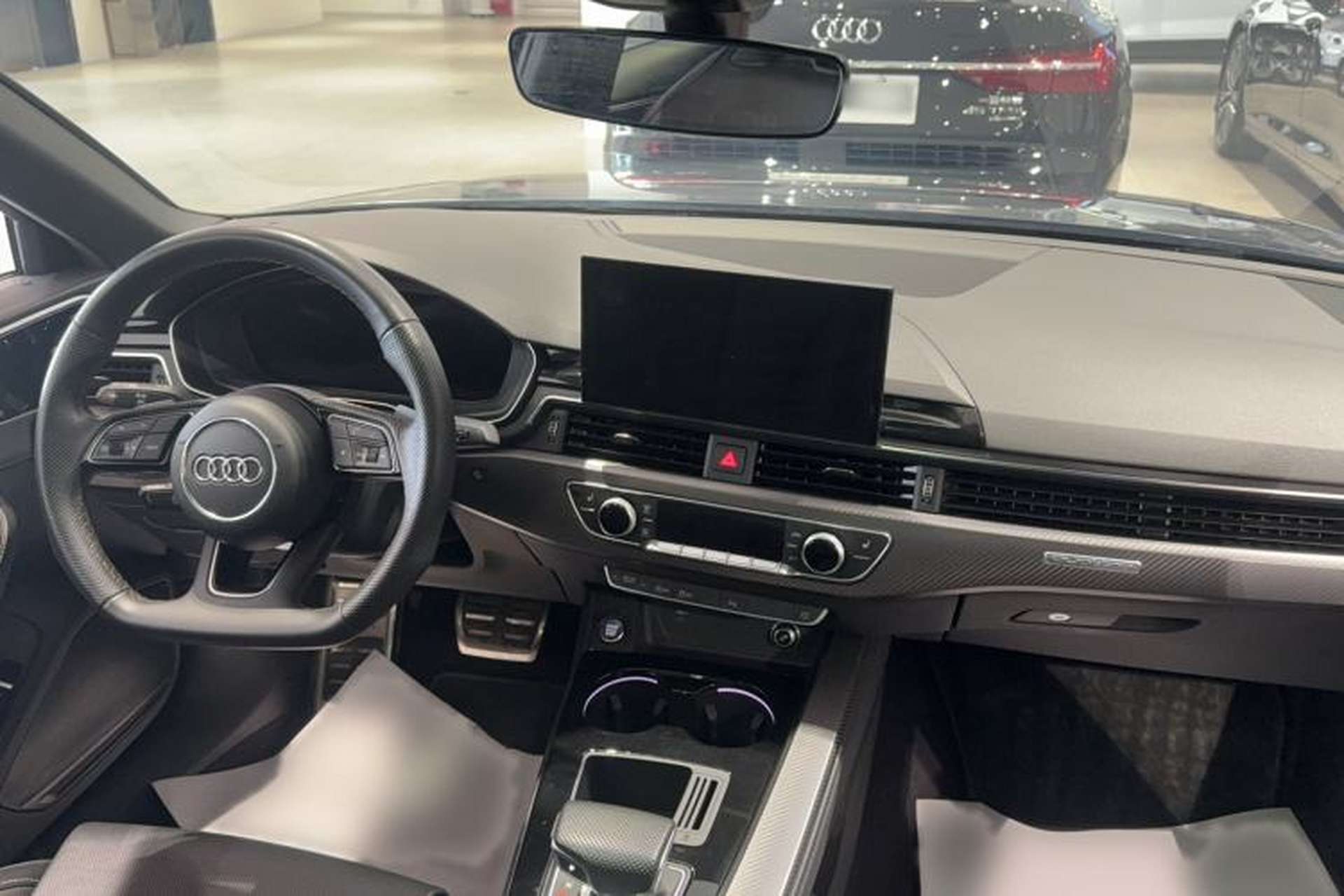 Used Audi A4L 2024 40 TFSI quattro RS Performance Package Interior 3