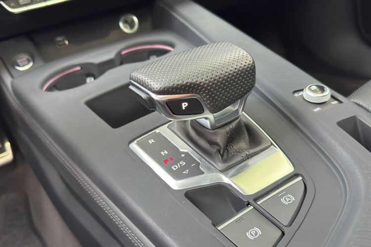 Used Audi A4L 2024 40 TFSI Luxury Dynamic Edition Interior 3