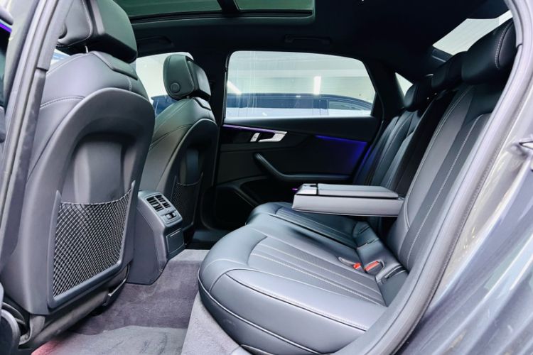 Used Audi A4L 2024 40 TFSI Luxury Dynamic Edition Interior 8