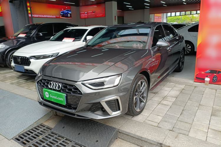 Audi A4L 2024 40 TFSI Fashion Dynamic Model с пробегом Guazi used car, China used car export, Used car for sale, Used cars, Cheapest cars for sale