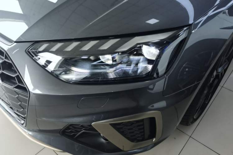 Used Audi A4L 2024 40 TFSI quattro RS Performance Package Left Front Headlight