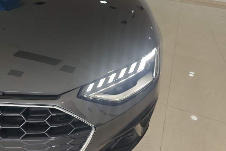 Used Audi A4L 2024 40 TFSI Fashion Dynamic Model Left Front Headlight