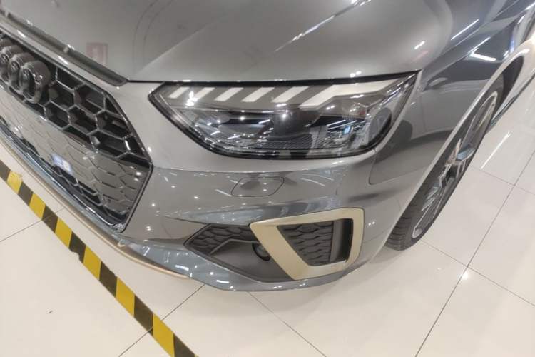 Used Audi A4L 2024 40 TFSI quattro RS Performance Package Left Front Headlight
