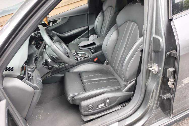 Used Audi A4L 2024 40 TFSI Luxury Dynamic Edition Left Front Seat