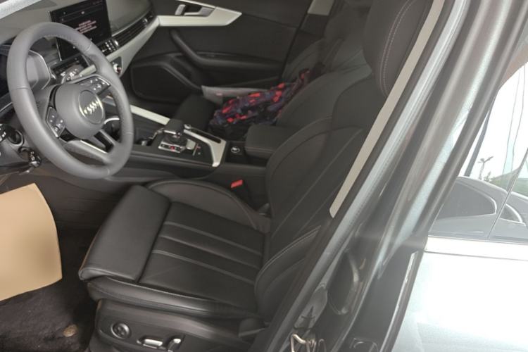 Used Audi A4L 2024 40 TFSI Fashion Dynamic Model Left Front Seat