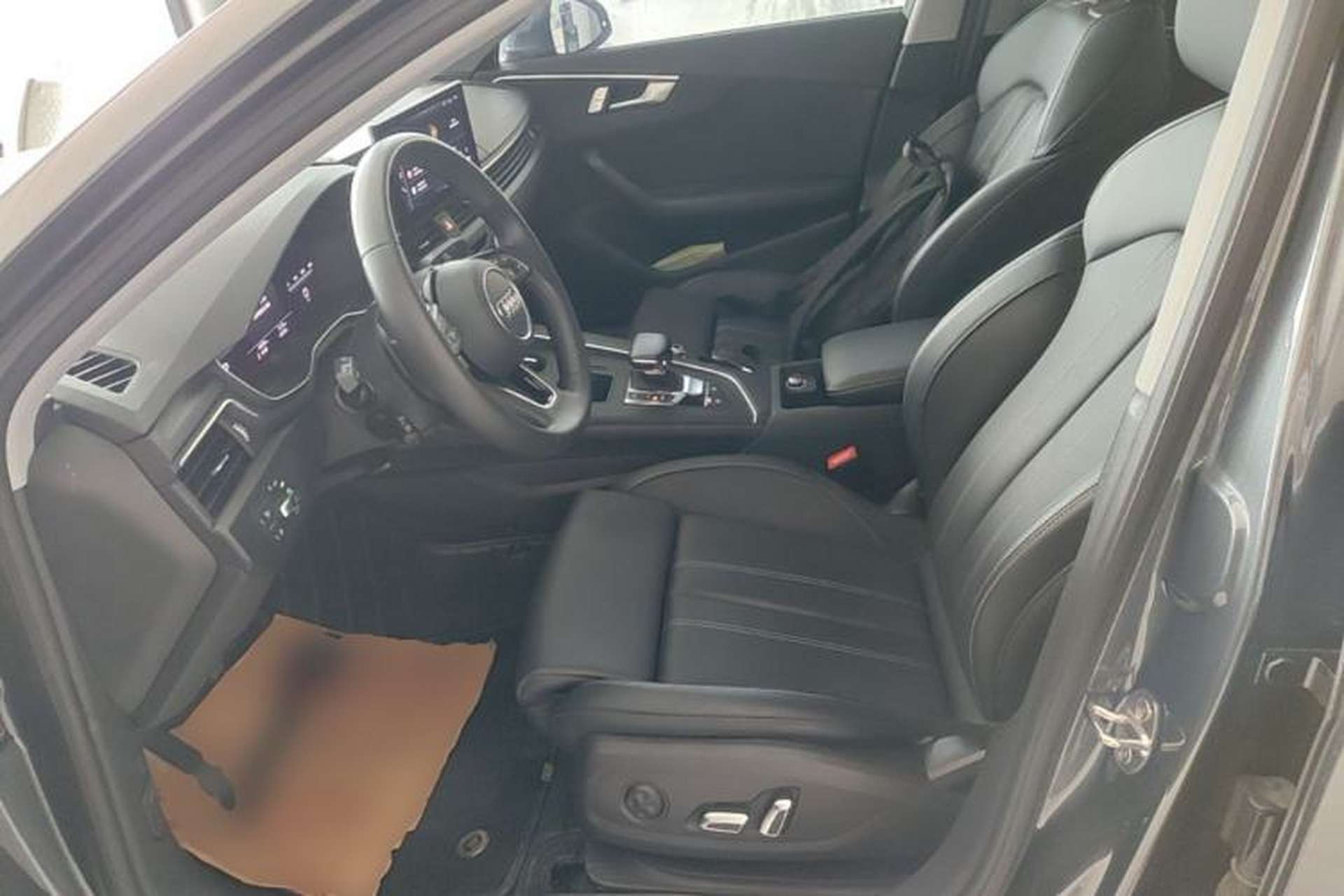 Used Audi A4L 2024 40 TFSI Fashion Dynamic Model Left Front Seat