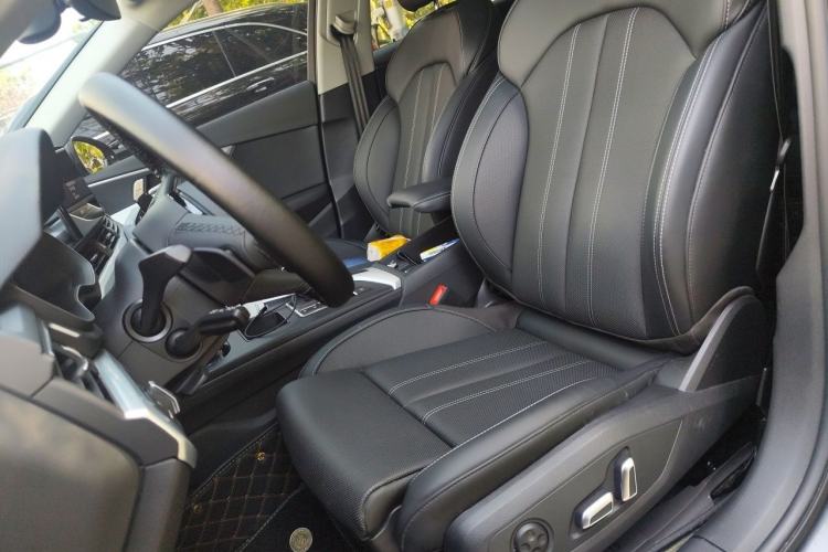 Used Audi A4L 2024 40 TFSI Fashion Dynamic Model Left Front Seat
