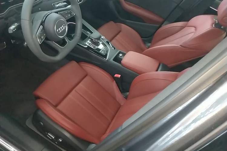 Used Audi A4L 2024 40 TFSI Luxury Dynamic Edition Left Front Seat