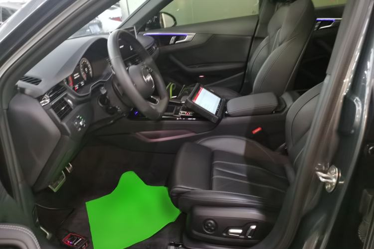 Used Audi A4L 2024 40 TFSI Luxury Dynamic Edition Left Front Seat