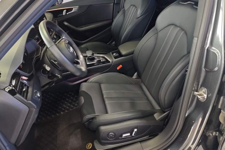 Used Audi A4L 2024 40 TFSI Luxury Dynamic Edition Left Front Seat