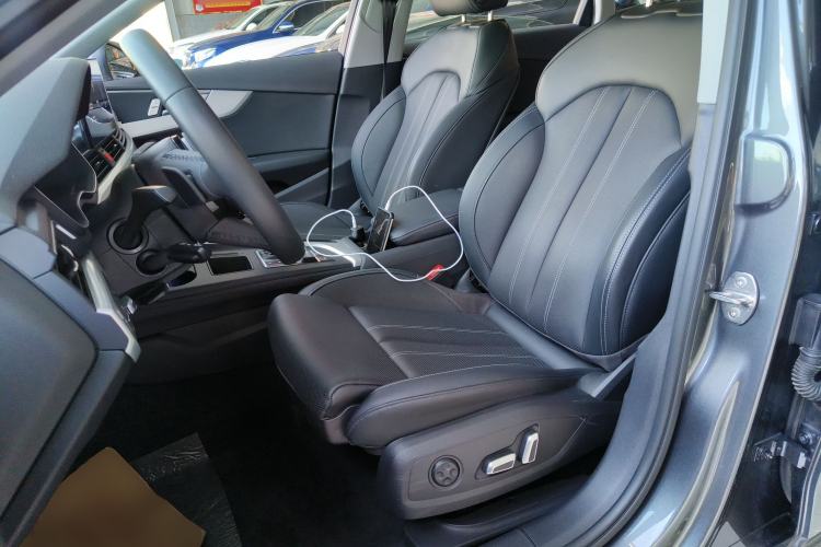 Used Audi A4L 2024 40 TFSI Fashion Dynamic Model Left Front Seat