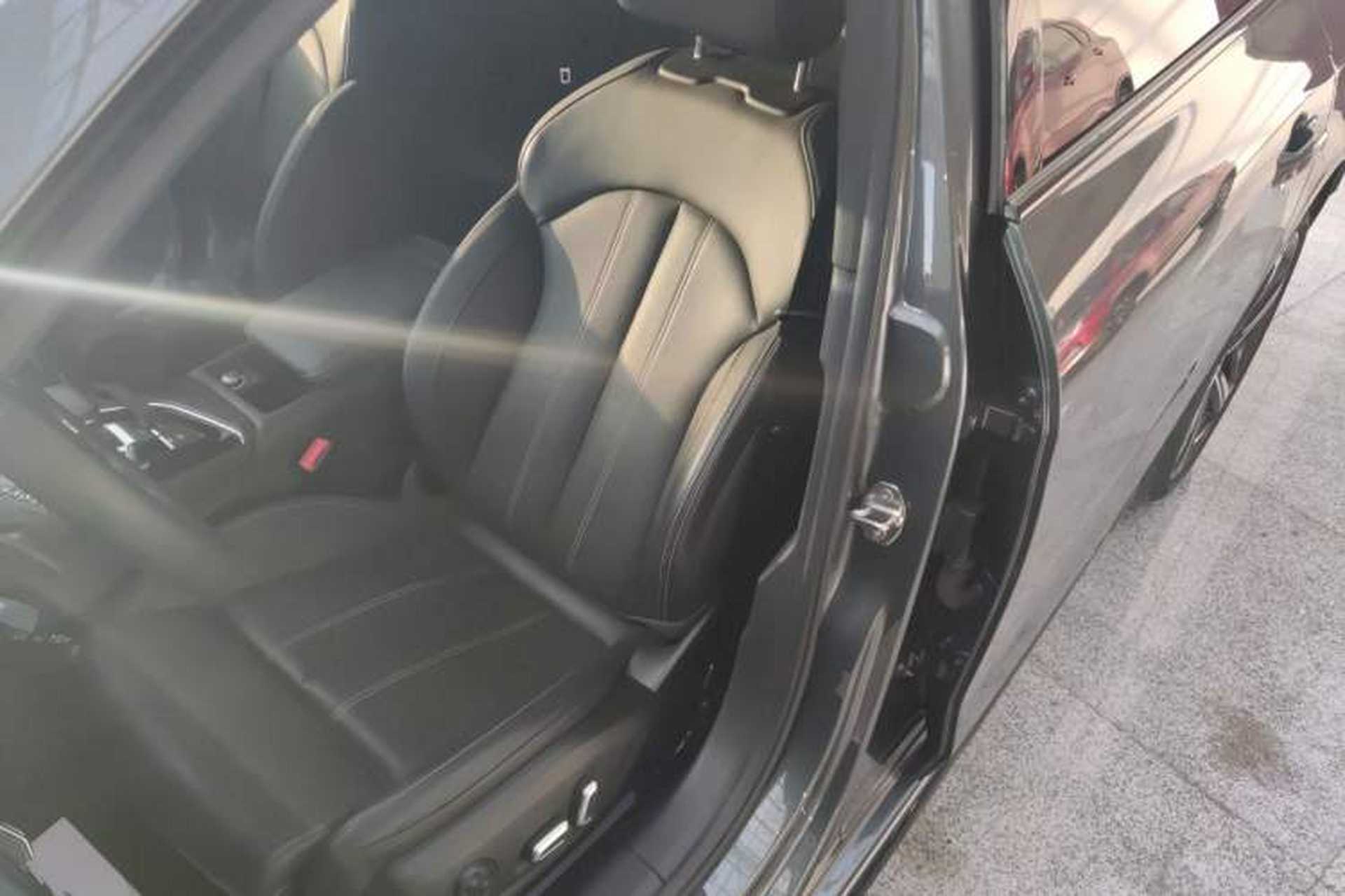 Used Audi A4L 2024 40 TFSI Luxury Dynamic Edition Left Front Seat