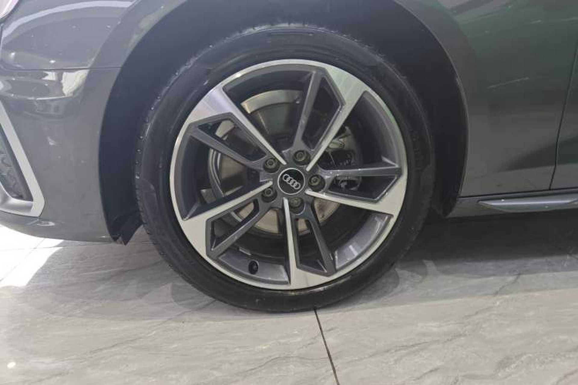 Used Audi A4L 2024 40 TFSI Fashion Dynamic Model Left Front Wheel Hub