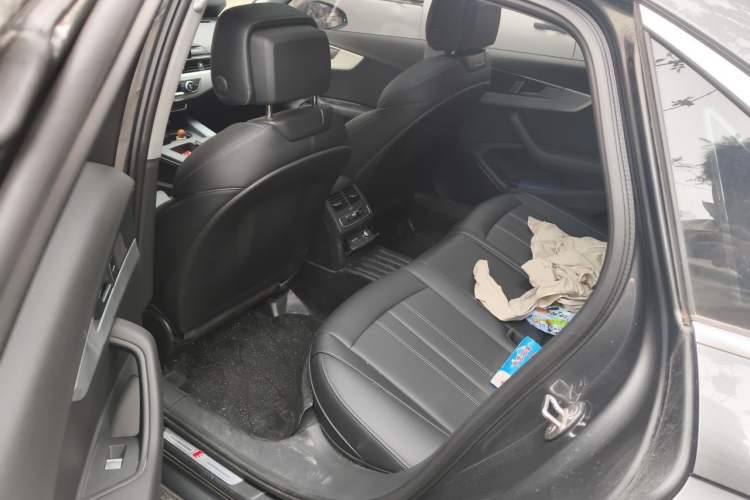 Used Audi A4L 2024 40 TFSI Fashion Dynamic Model Left Rear Seat