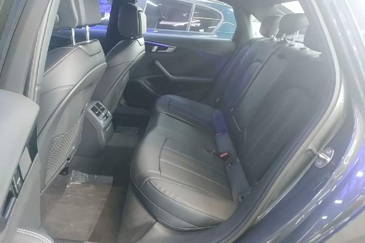 Used Audi A4L 2024 40 TFSI Luxury Dynamic Edition Left Rear Seat