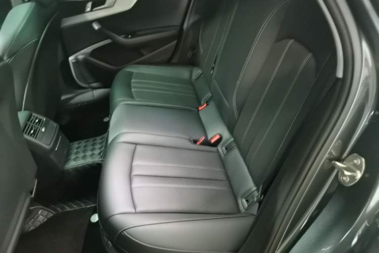 Used Audi A4L 2024 40 TFSI Fashion Dynamic Model Left Rear Seat