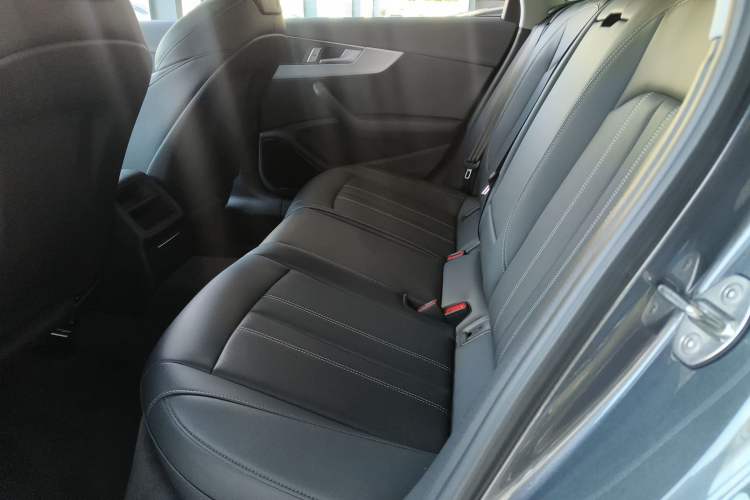 Used Audi A4L 2024 40 TFSI Fashion Dynamic Model Left Rear Seat