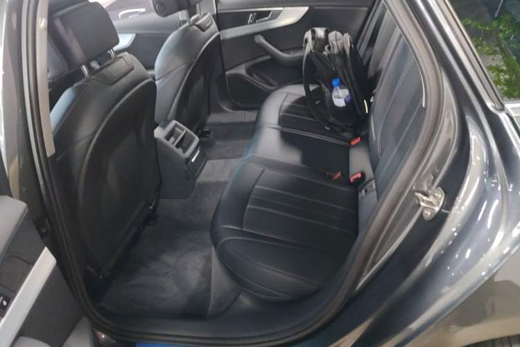 Used Audi A4L 2024 40 TFSI Fashion Dynamic Model Left Rear Seat
