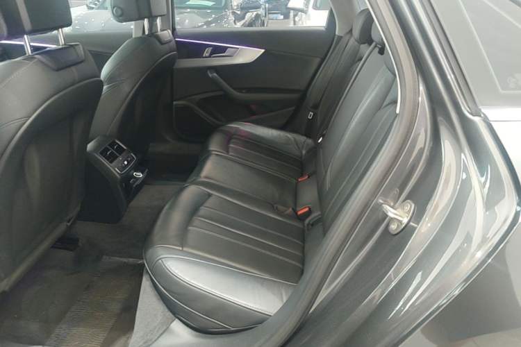 Used Audi A4L 2024 40 TFSI Fashion Dynamic Model Left Rear Seat