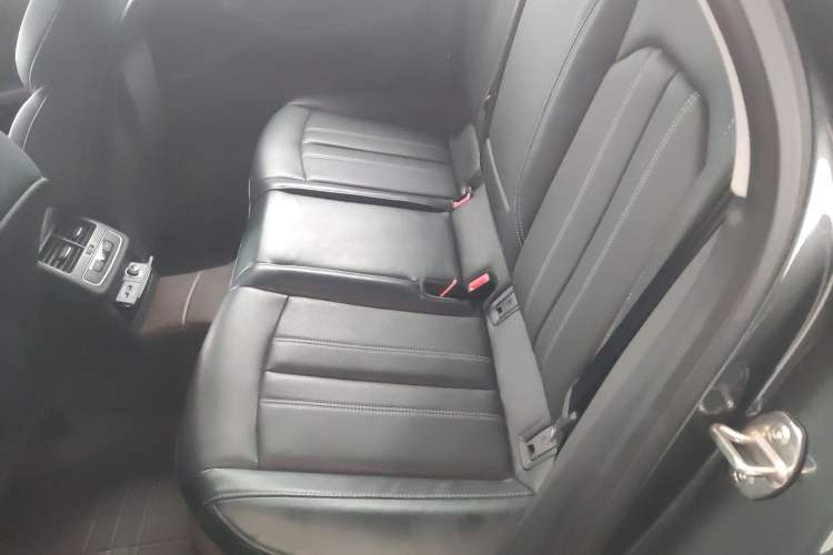 Used Audi A4L 2024 40 TFSI Fashion Dynamic Model Left Rear Seat