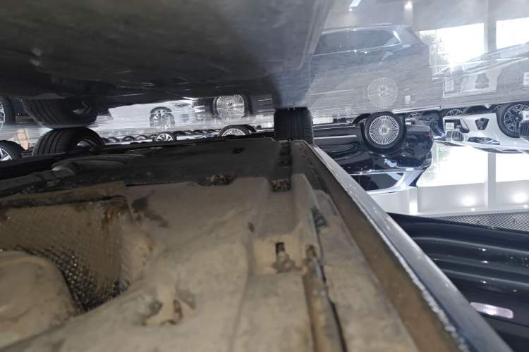 Used Audi A4L 2024 40 TFSI Fashion Dynamic Model Left Side Sill