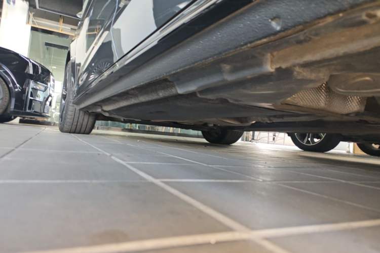 Used Audi A4L 2024 40 TFSI Luxury Dynamic Edition Left Side Sill