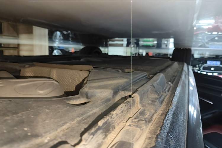 Used Audi A4L 2024 40 TFSI Luxury Dynamic Edition (Starry Night Version) Left Side Sill