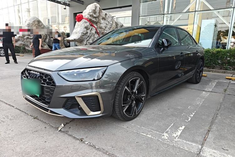 Audi A4L 2024 40 TFSI quattro RS Performance Package