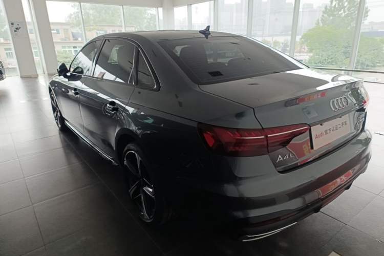 Used Audi A4L 2024 40 TFSI Luxury Dynamic Edition Rear Left 45 Deg