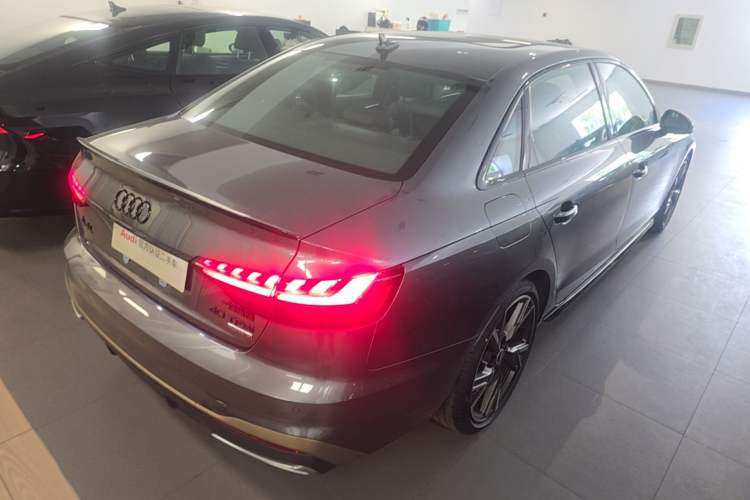 Used Audi A4L 2024 40 TFSI quattro RS Performance Package Rear Right 45 Deg