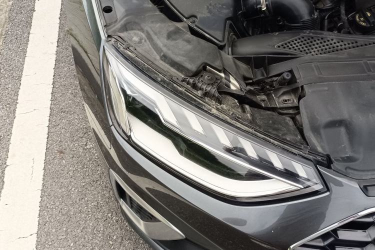 Used Audi A4L 2024 40 TFSI Fashion Dynamic Model Right Front Headlight