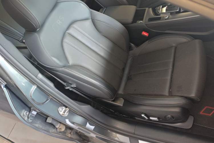 Used Audi A4L 2024 40 TFSI quattro RS Performance Package Right Front Seat