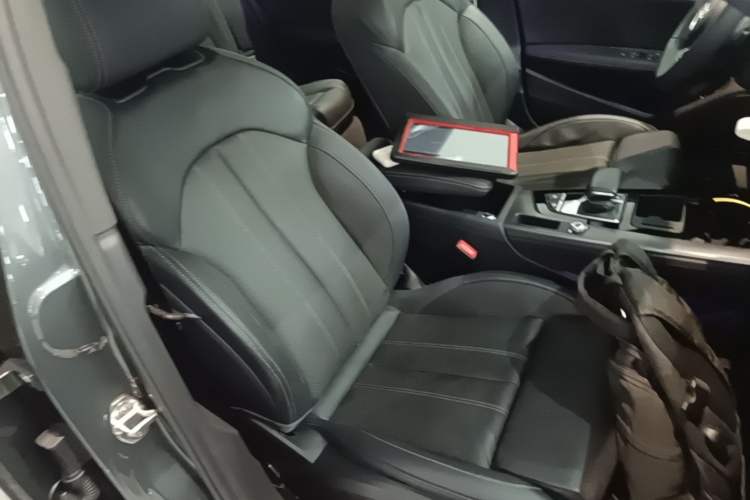 Used Audi A4L 2024 40 TFSI quattro RS Performance Package Right Front Seat