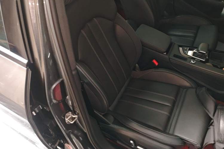 Used Audi A4L 2024 40 TFSI Luxury Dynamic Edition Right Front Seat
