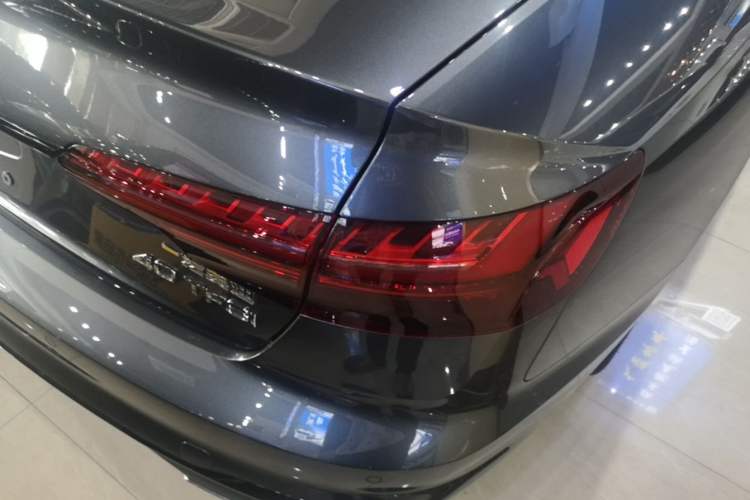 Used Audi A4L 2024 40 TFSI Fashion Dynamic Model Right Rear Taillight