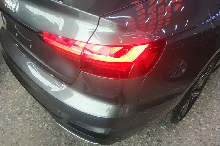 Used Audi A4L 2024 40 TFSI Luxury Dynamic Edition Right Rear Taillight