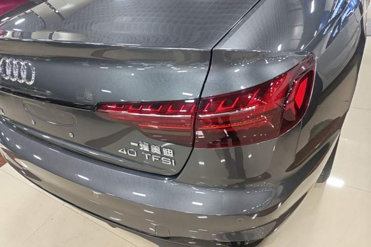 Used Audi A4L 2024 40 TFSI Luxury Dynamic Edition Right Rear Taillight