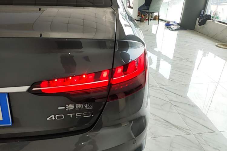 Used Audi A4L 2024 40 TFSI Fashion Dynamic Model Right Rear Taillight